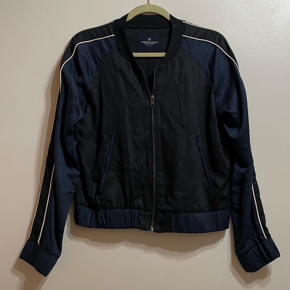 NWOT American Eagle Navy Bomber Jacket - Picture 2 of 4